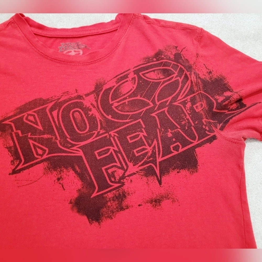 Vintage 90's NO FEAR Red T-shirt 100% Cotton Men's Size M *couple Small Holes* - Picture 3 of 11